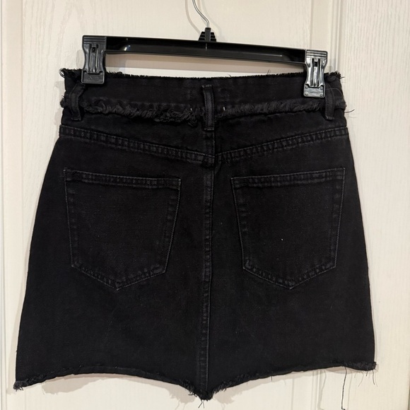 Showpo black Denim Skirt - Picture 3 of 4
